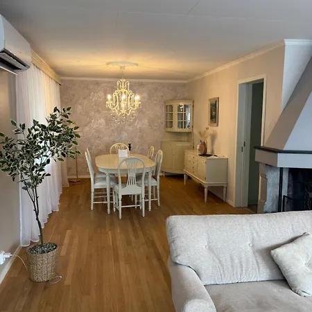 Magnhilds Luxury Apartamento